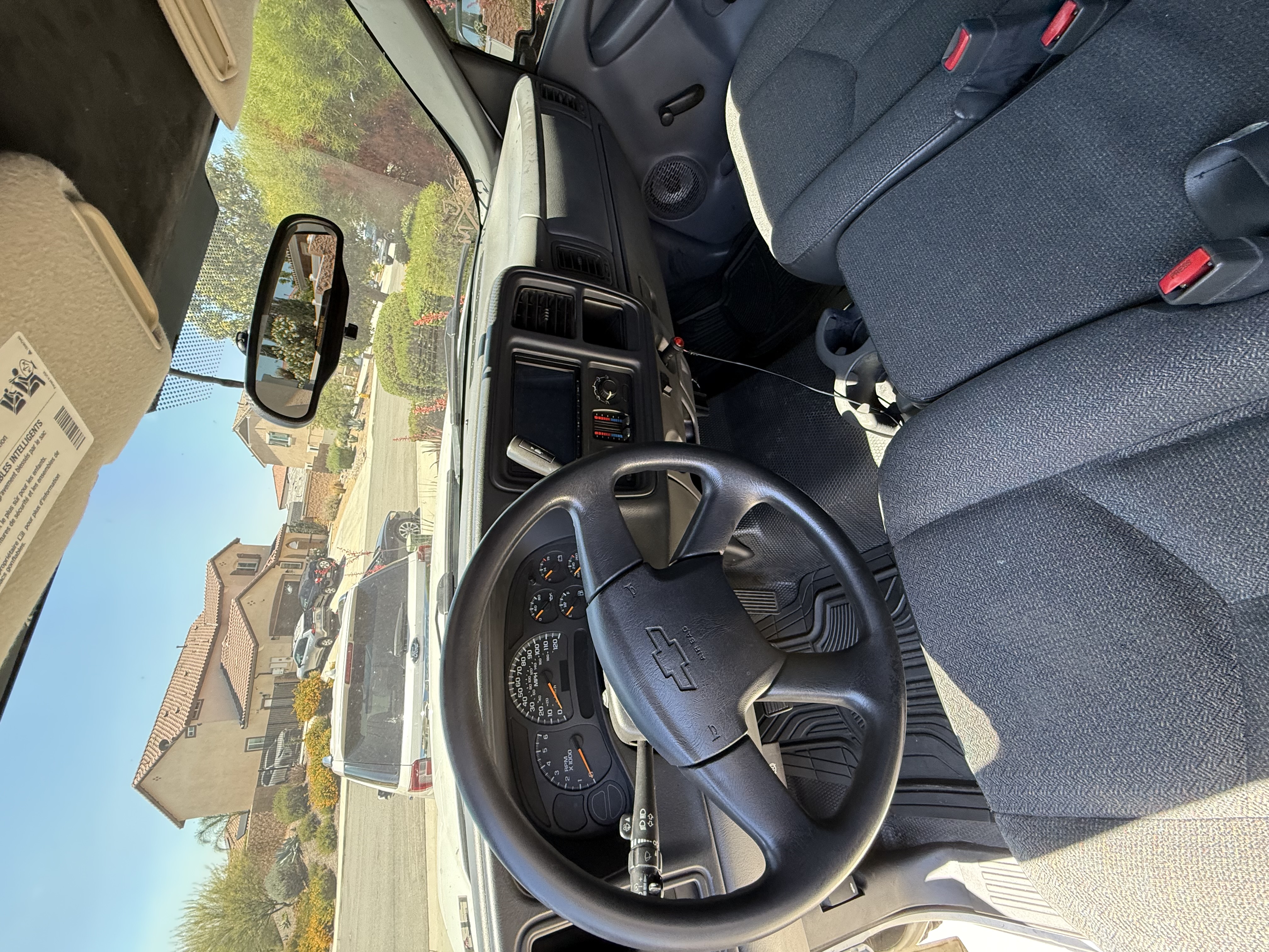 Used 2005 Chevrolet Silverado 1500 W/T RWD image 10