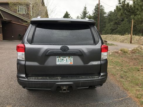 Used 2011 Toyota 4Runner Limited AWD/4WD image 5