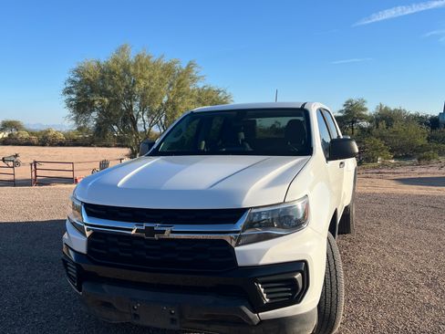 Used 2021 Chevrolet Colorado W/T w/ WT Convenience Package image 4