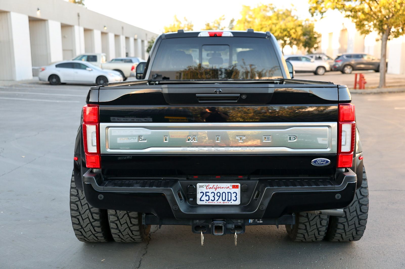 Used 2021 Ford F450 Limited w/ FX4 Off-Road Package AWD/4WD image 6