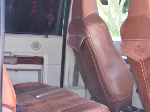 Used 2008 Ford F350 King Ranch image 5