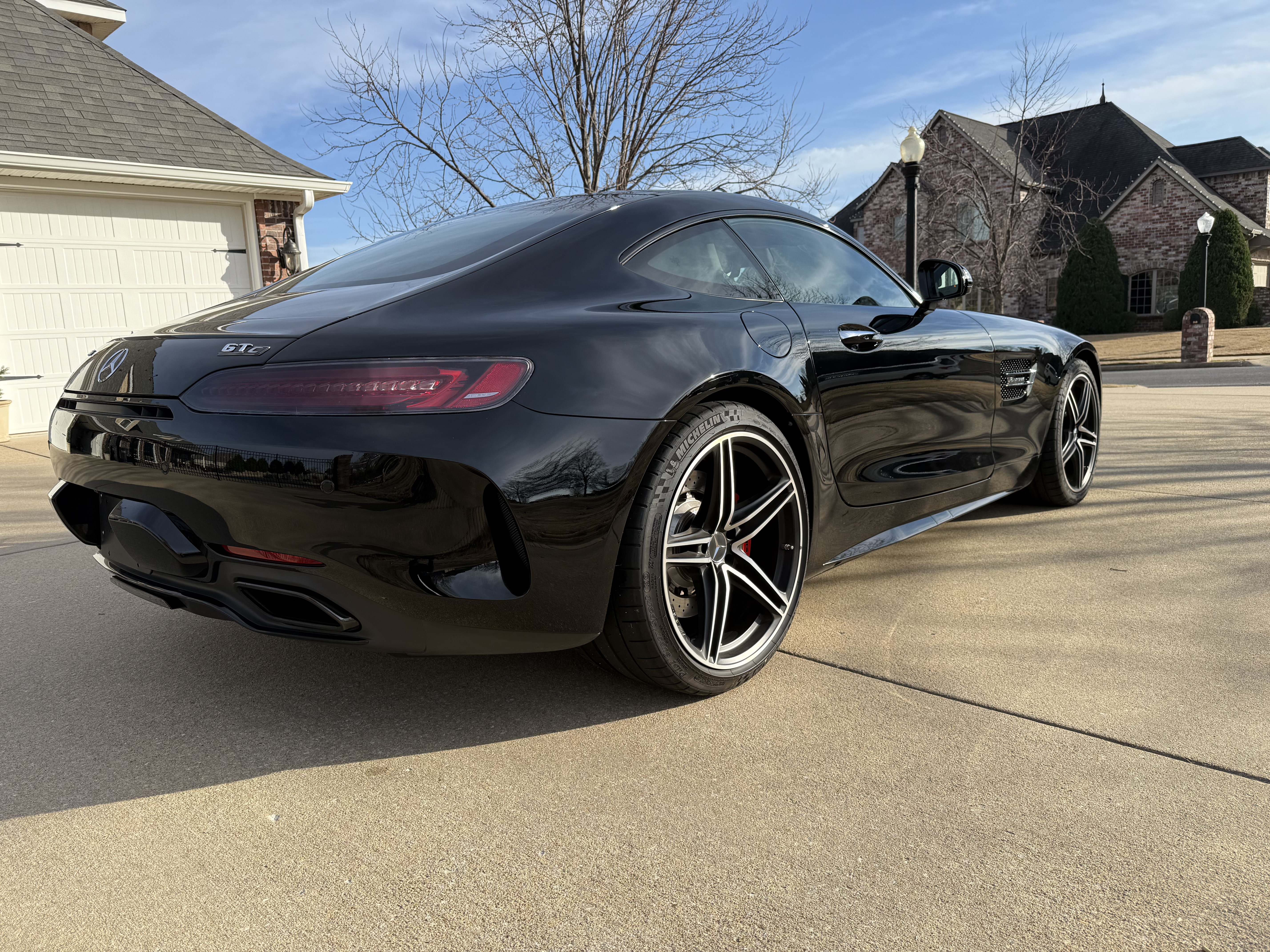 Used 2019 Mercedes-Benz AMG GT C image 9