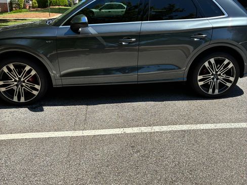 Used 2018 Audi SQ5 Prestige w/ Prestige Package AWD/4WD image 6