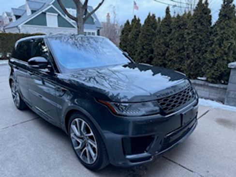 Used 2018 Land Rover Range Rover Sport HSE Dynamic image 12