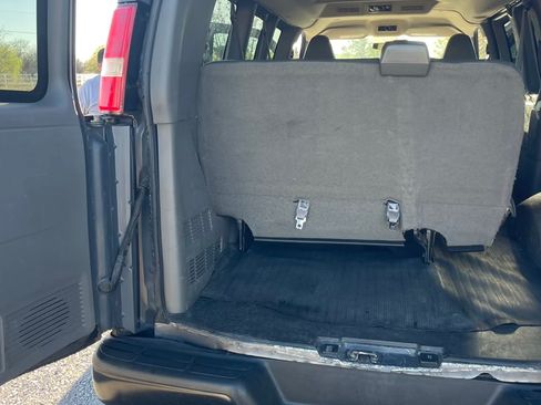 Used 2017 Chevrolet Express 2500 LS image 16