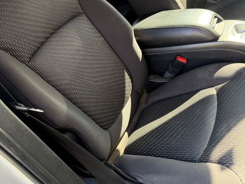 Used 2014 Dodge Journey SXT w/ Flexible Seating Group image 6