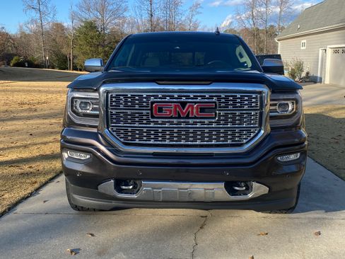 Used 2016 GMC Sierra 1500 Denali w/ Denali Ultimate Package image 2