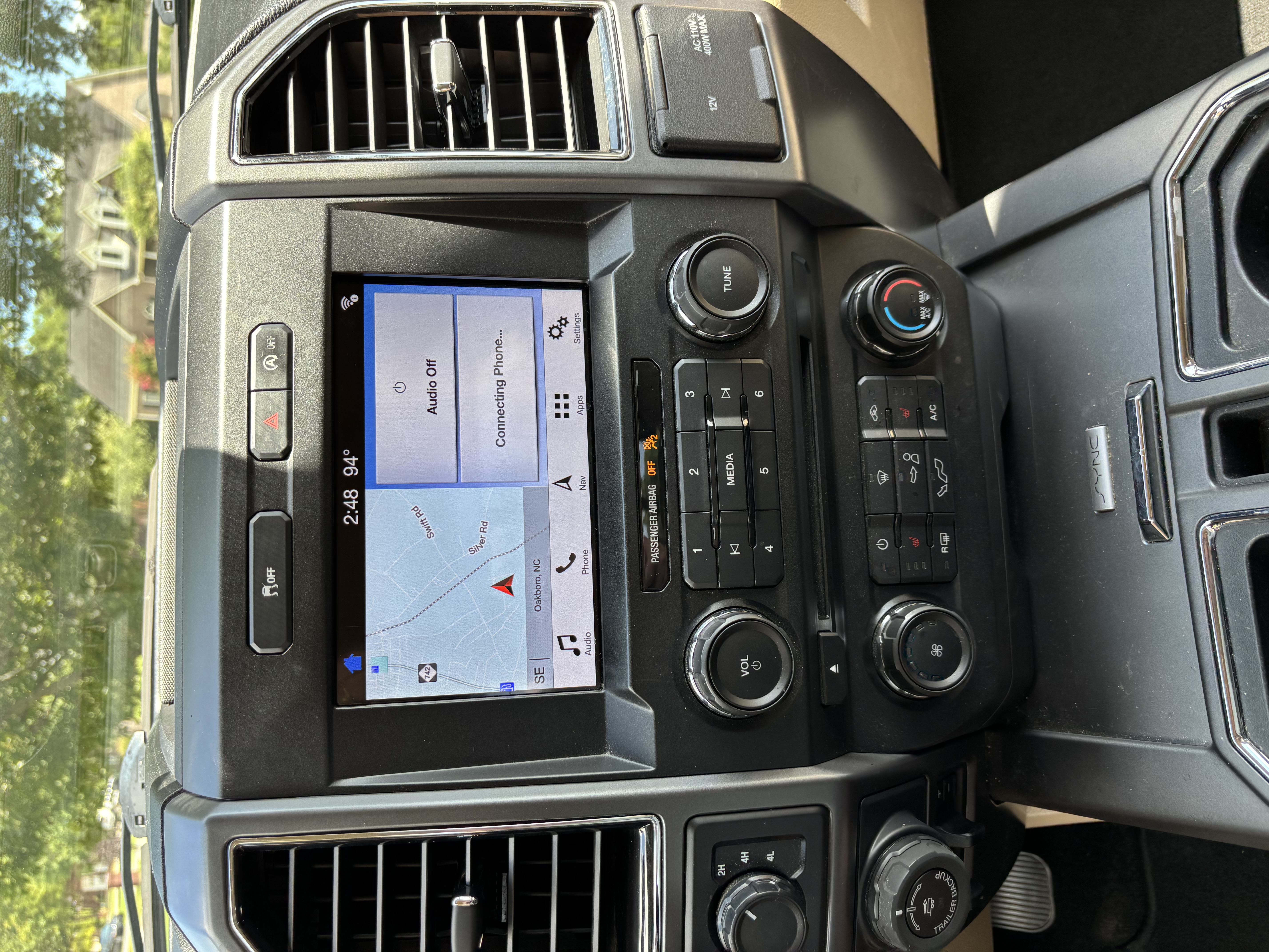 Used 2018 Ford F150 XLT w/ Equipment Group 302A Luxury AWD/4WD image 14