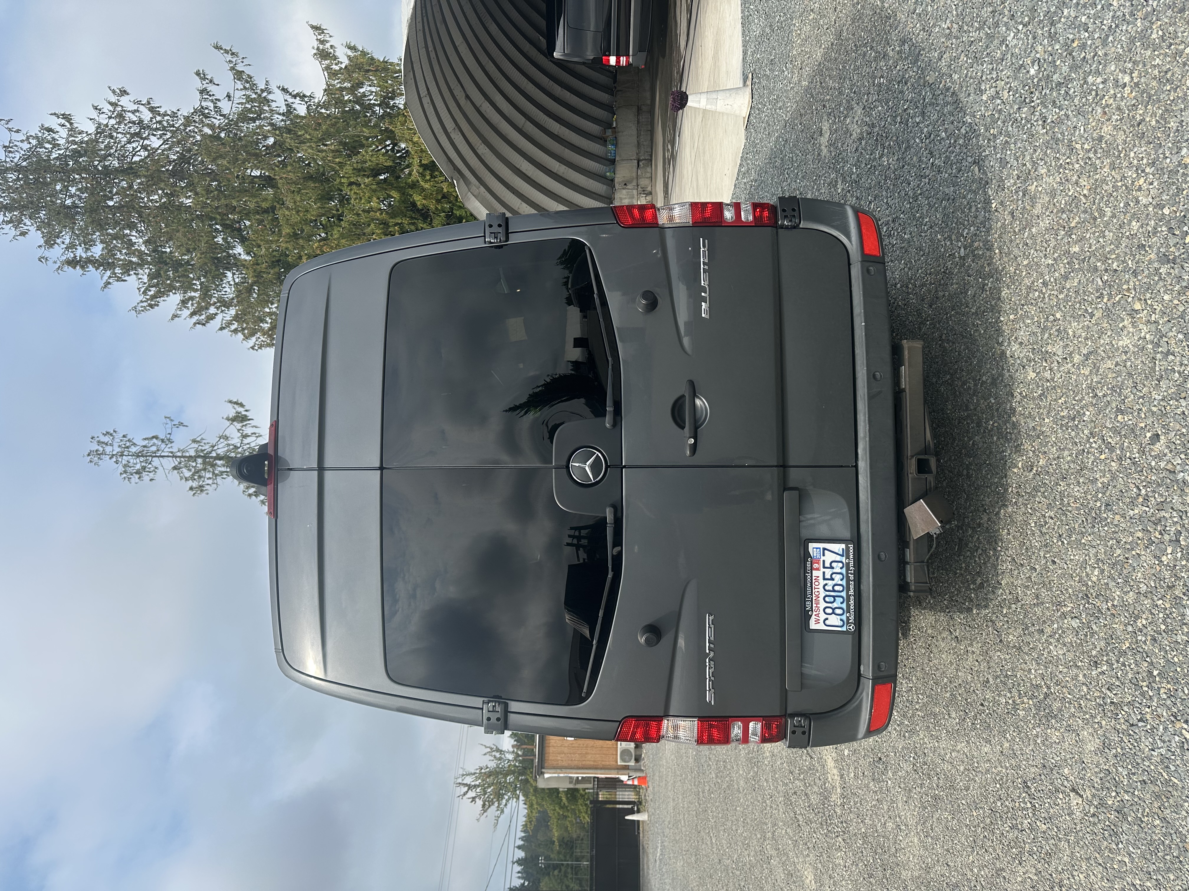 Used 2016 Mercedes-Benz Sprinter 2500 image 8