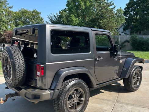 Used 2016 Jeep Wrangler Sahara AWD/4WD image 20