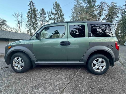 Used 2005 Honda Element EX image 1