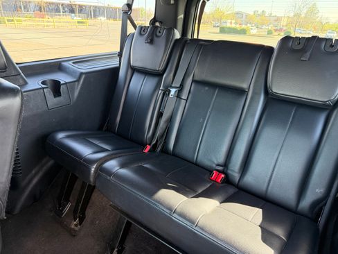 Used 2015 Ford Expedition EL XLT w/ Equipment Group 202A image 12