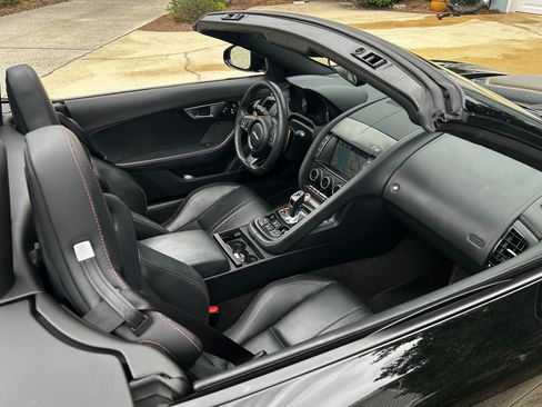 Used 2015 Jaguar F-TYPE S image 4