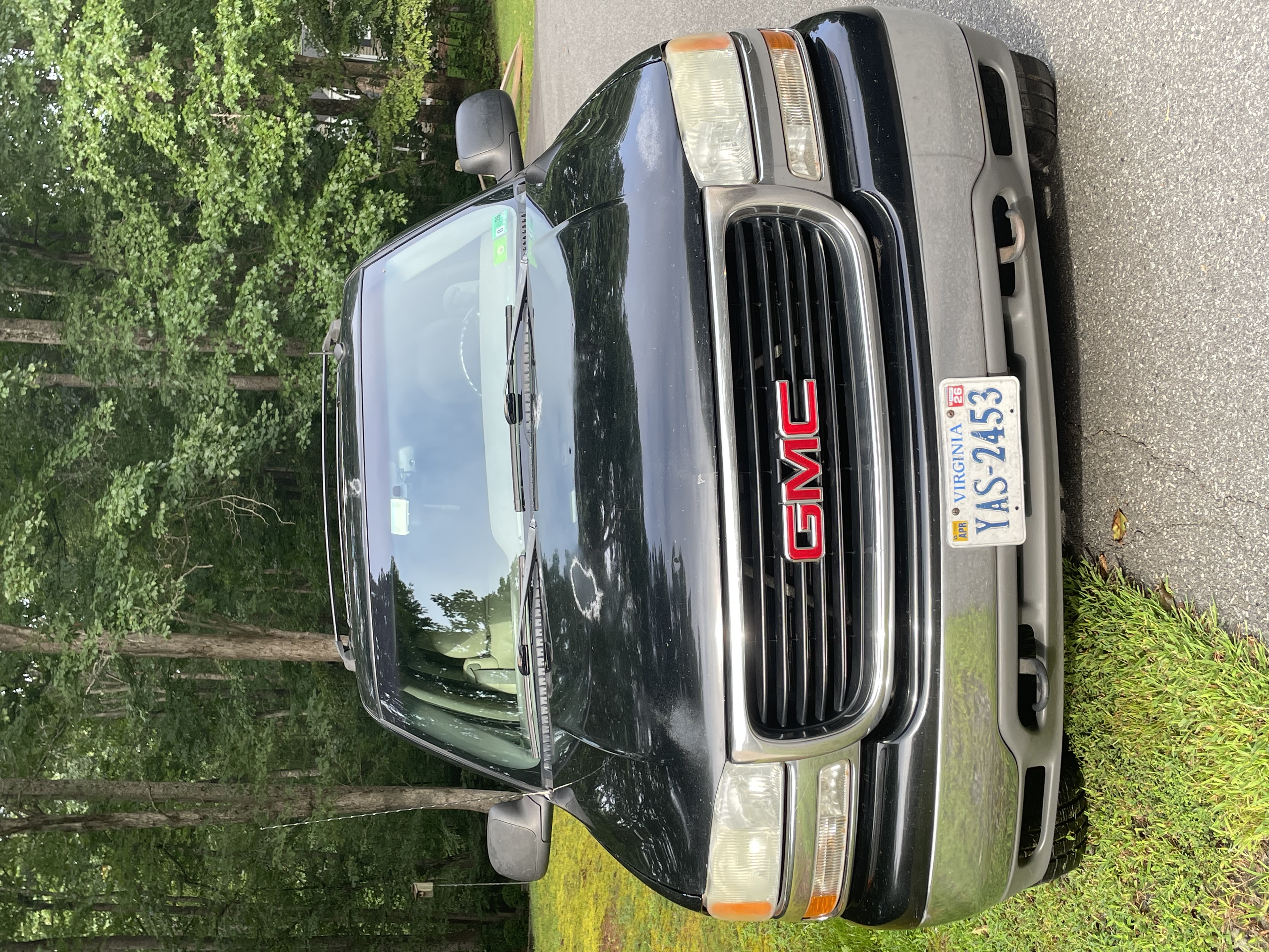 Used 2002 GMC Yukon SLT AWD/4WD image 2