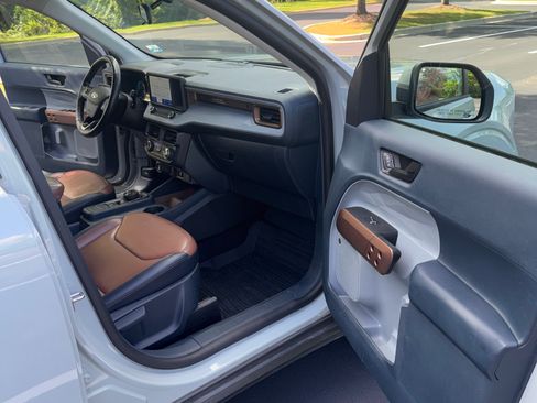 Used 2022 Ford Maverick Lariat w/ Lariat Luxury Package FWD image 15