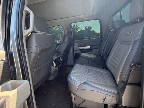 Used 2025 Ford F350 Platinum w/ Platinum Plus Package AWD/4WD image 16