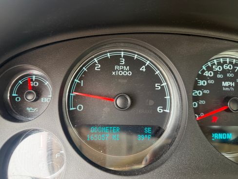 Used 2011 Chevrolet Tahoe LT image 15