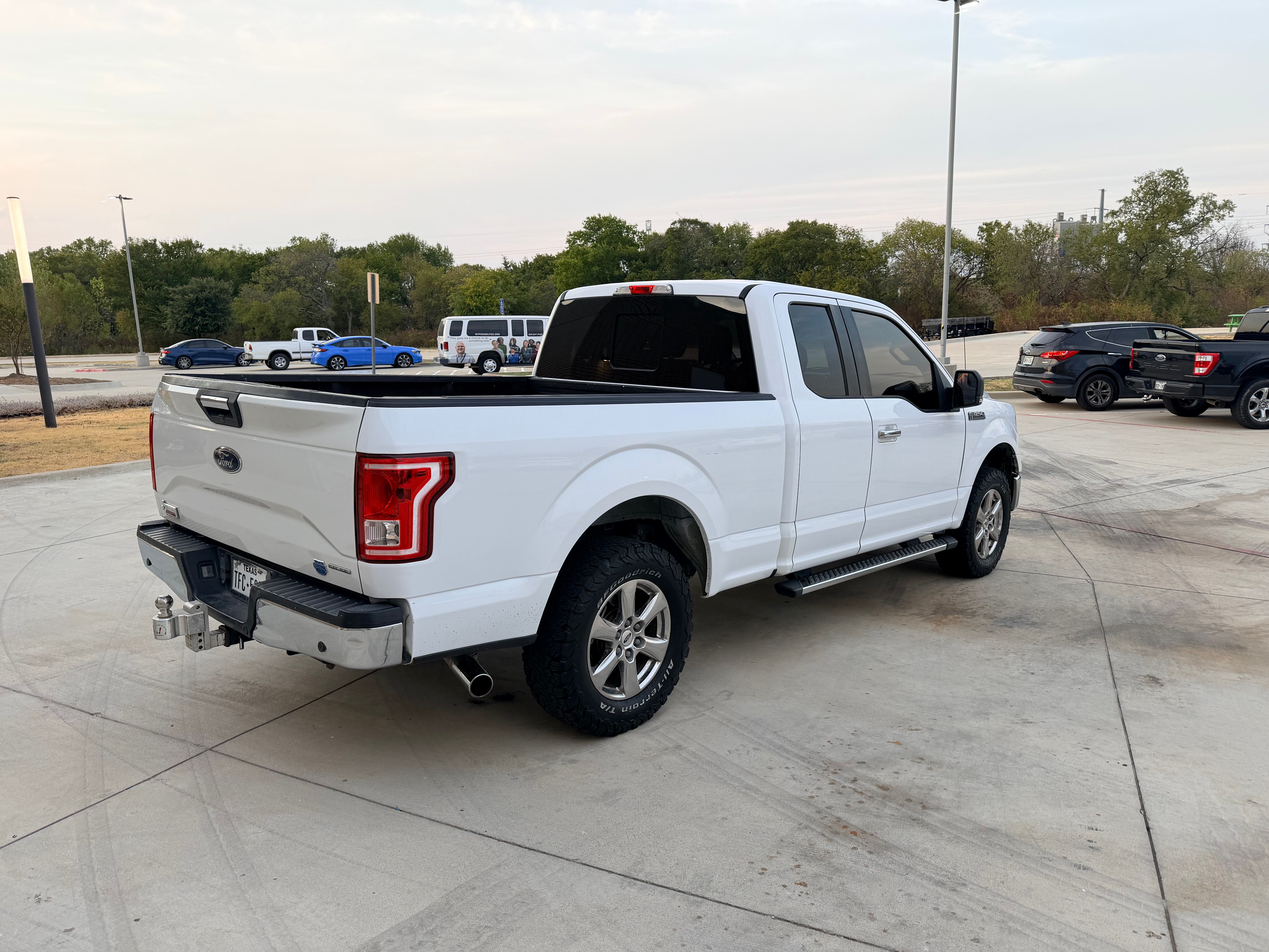 Used 2015 Ford F150 XLT w/ Equipment Group 302A Luxury RWD image 6