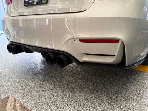 Used 2016 BMW M3 RWD image 14