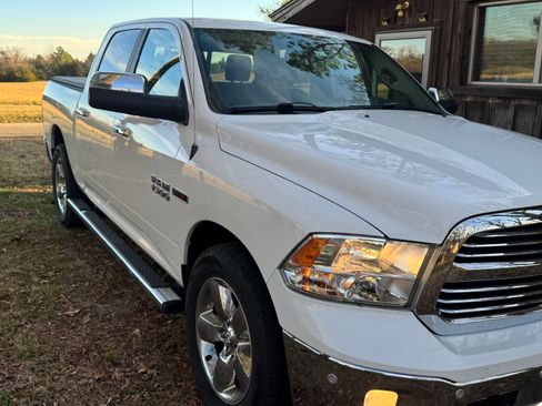 Used 2015 RAM 1500 Lone Star image 11