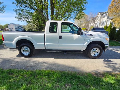 Used 2016 Ford F250 XL w/ Power Equipment Group image 12