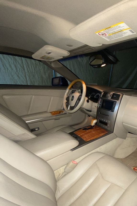 Used 2004 Cadillac XLR RWD image 6