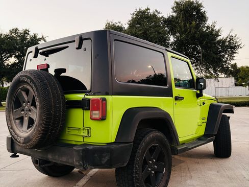 Used 2012 Jeep Wrangler Sport AWD/4WD image 5