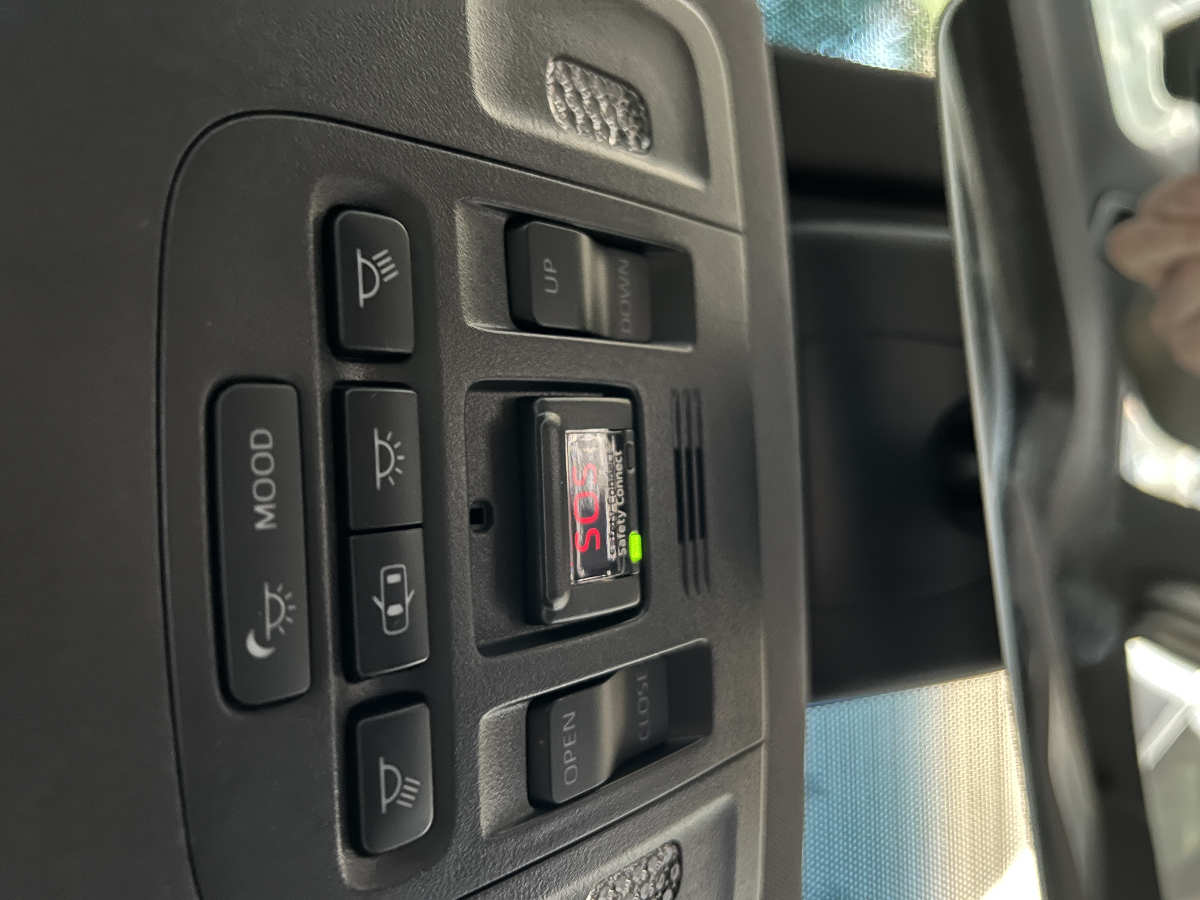 Used 2019 Toyota Avalon Limited w/ All Weather Liner Package FWD image 16