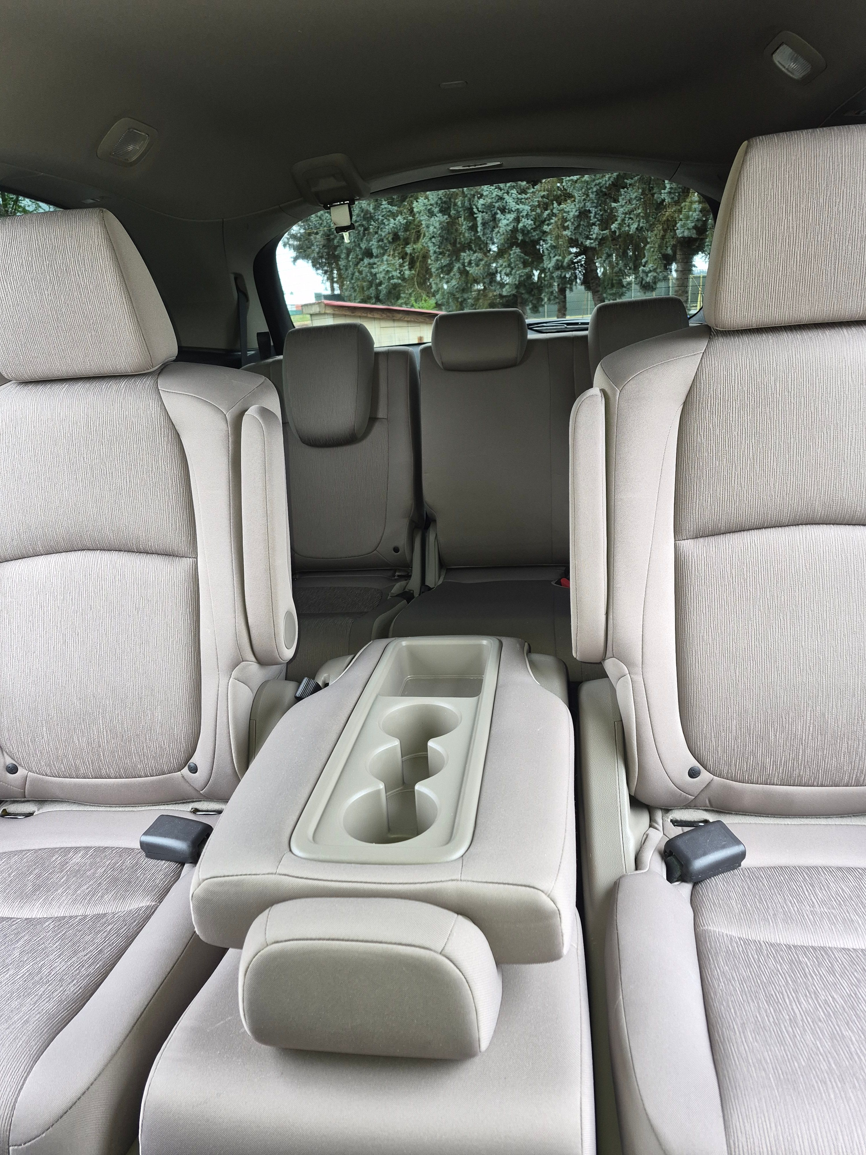 Used 2018 Honda Odyssey EX image 8