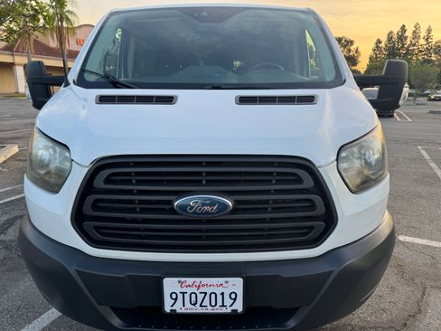 Used 2017 Ford Transit 150 XL image 9