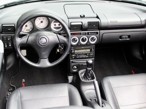 Used 2003 Toyota MR2 RWD image 23