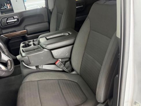Used 2020 Chevrolet Silverado 1500 LT w/ Fleet Comfort Package AWD/4WD image 9
