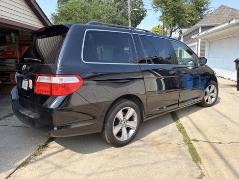 Used 2007 Honda Odyssey Touring image 2
