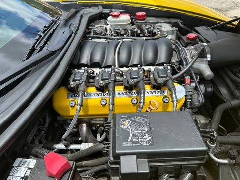 Used 2011 Chevrolet Corvette Grand Sport w/ Preferred Equipment Group RWD image 14