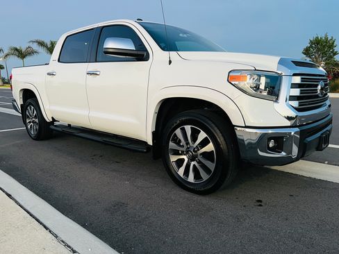 Used 2019 Toyota Tundra Limited RWD image 2