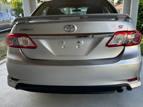 Used 2012 Toyota Corolla S FWD image 11