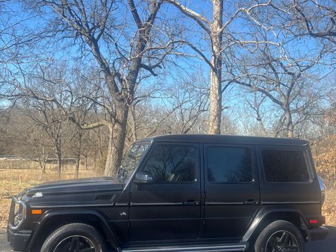 Used 2017 Mercedes-Benz G 550 image 10