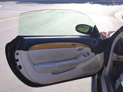 Used 2004 Lexus SC 430 Convertible RWD image 12
