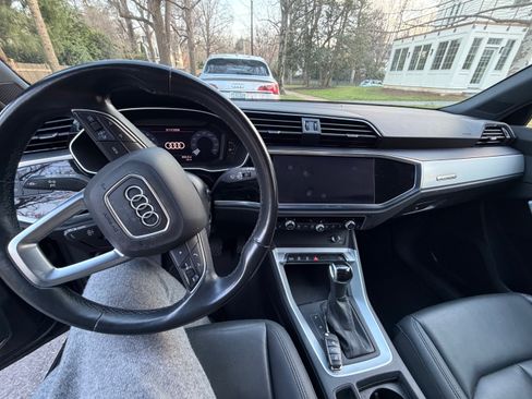 Used 2021 Audi Q3 2.0T Premium image 15