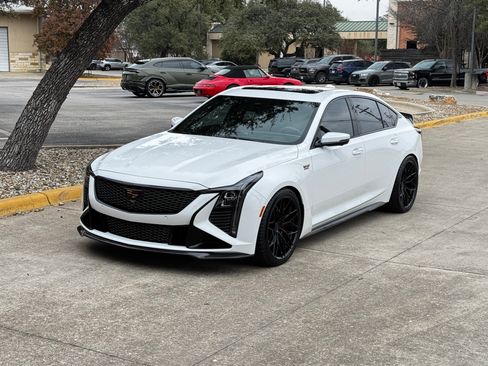 Used 2026 Cadillac CT5 V Blackwing image 2