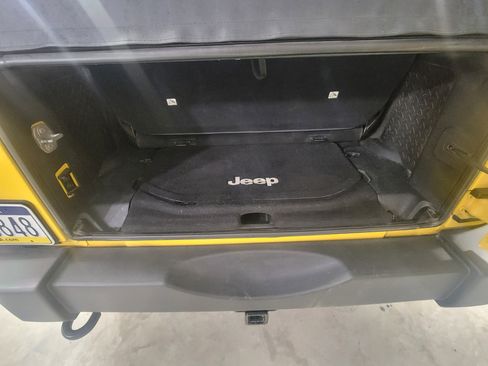 Used 2015 Jeep Wrangler Sport w/ Quick Order Package 24S image 9