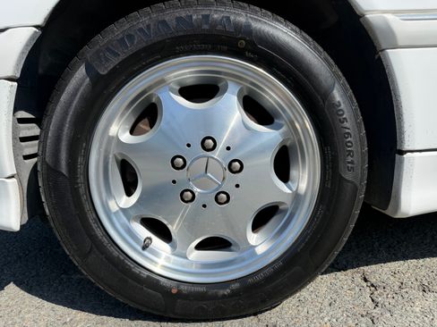 Used 1998 Mercedes-Benz C 280 Sedan image 18