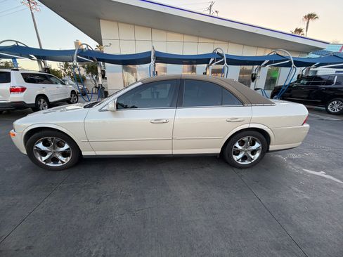 Used 2002 Lincoln LS RWD image 2