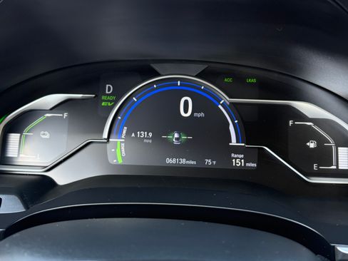 Used 2018 Honda Clarity Touring image 15