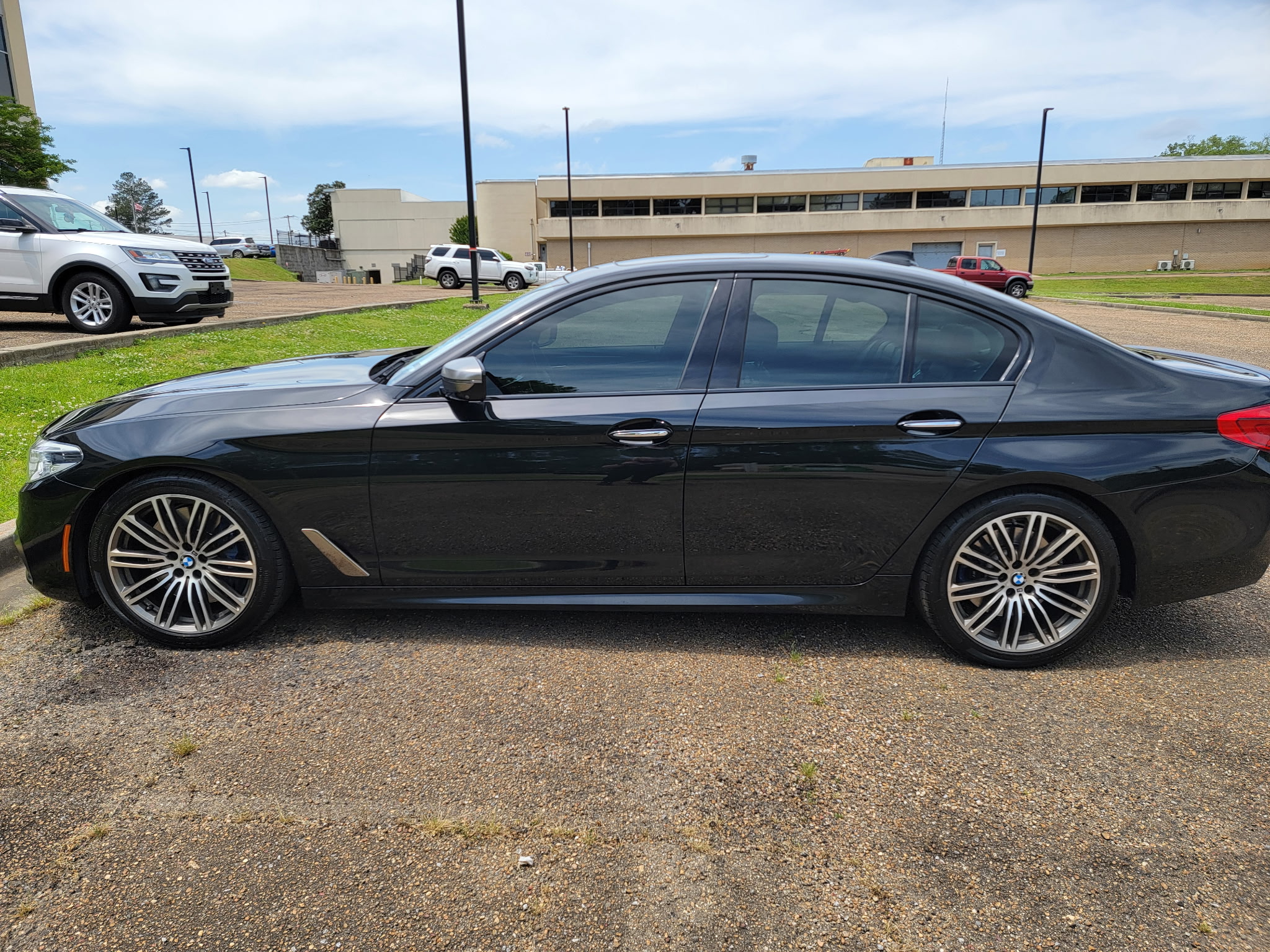 Used 2018 BMW M550i xDrive AWD/4WD image 4