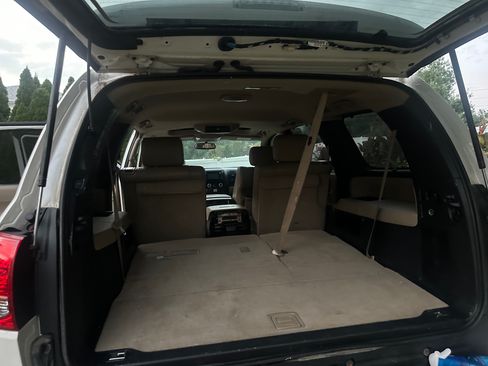 Used 2014 Toyota Sequoia Platinum AWD/4WD image 5