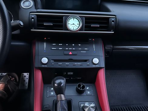 Used 2015 Lexus RC F image 8