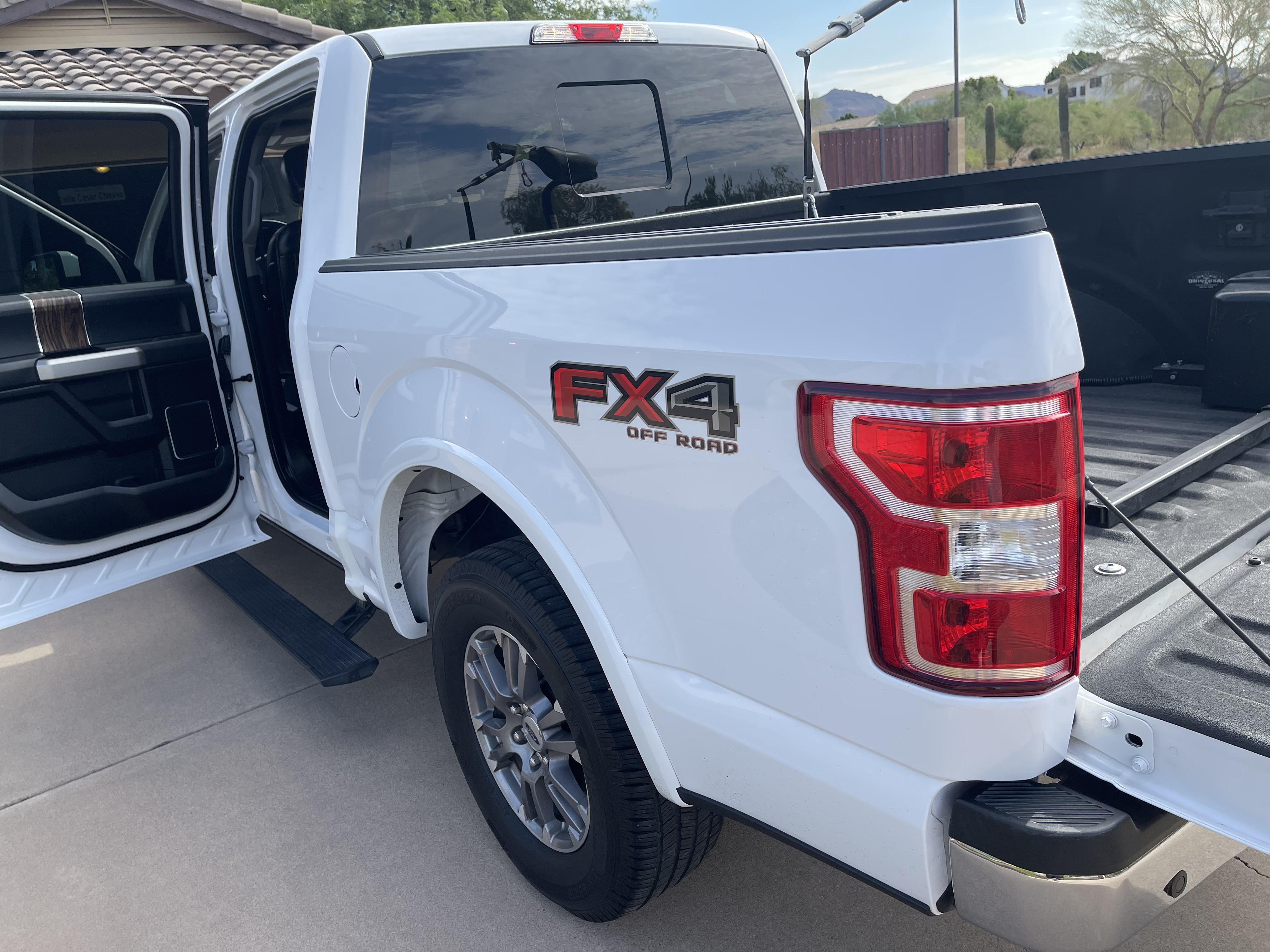 Used 2019 Ford F150 Lariat w/ Trailer Tow Package AWD/4WD image 8