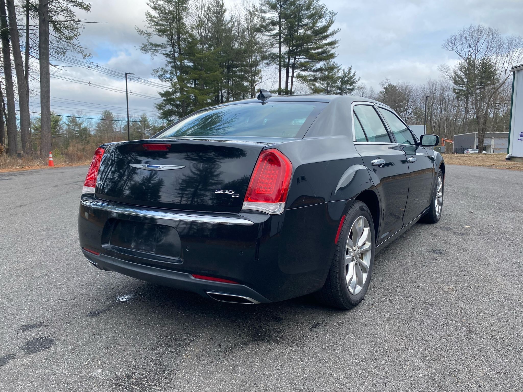 Used 2015 Chrysler 300 C w/ Light Group AWD/4WD image 6