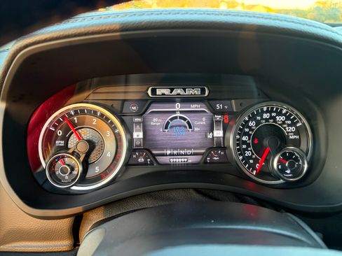 Used 2020 RAM 2500 Laramie image 10